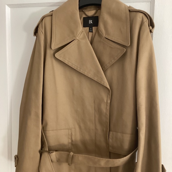 Banana Republic Khaki Timeless Trench- Small - Picture 4 of 6